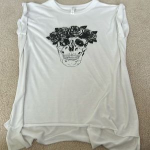 Worn once! Soft skull Tshirt